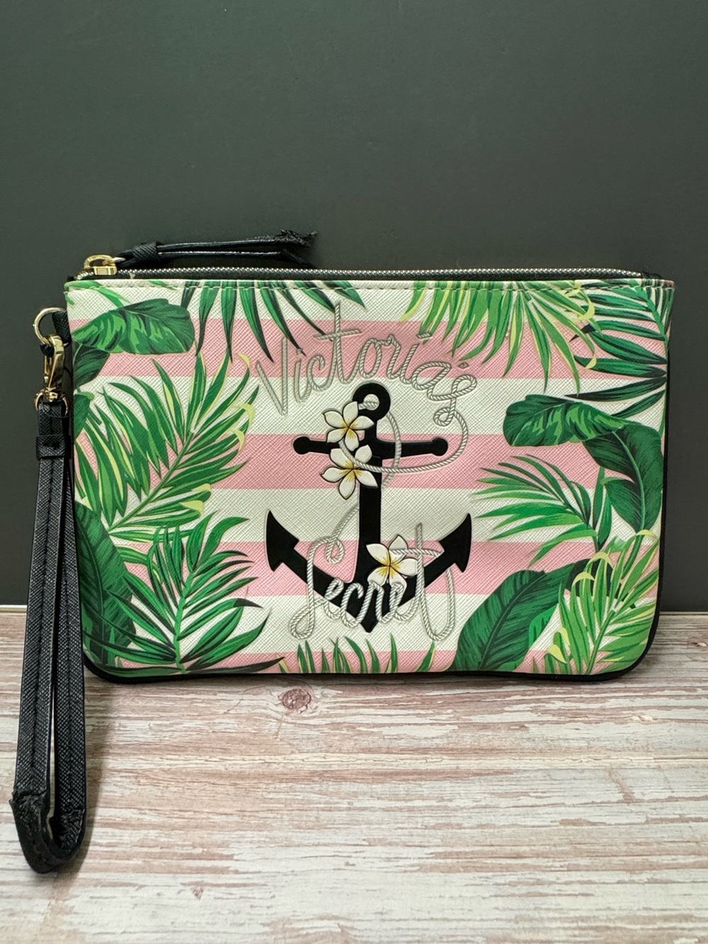 Victoria's Secret Tropical Paradise Anchor Wristlet